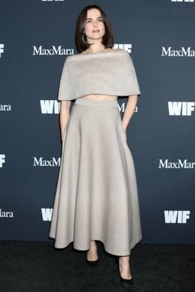 USA - 2025 Women in Film Honors - Beverly Hills LOS ANGELES - NOV 6: Zoey Deutch at the 2025 Women in Film Honors at the Beverly Hilton Hotel on November 6, 2025 in Beverly Hills, CA Beverly Hills CA USA  Copyright: xKathyxHutchinsx xHutchinsxPhotox