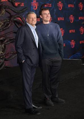 Stranger Things 5 Premiere - Los Angeles, USA LOS ANGELES, USA. November 06, 2025: Ted Sarandos & son Tony Sarandos at the premiere for Netflix s Stranger Things 5 at the TCL Chinese Theatre. Los Angeles CA USA  Copyright: xPaulxSmith Featureflashx