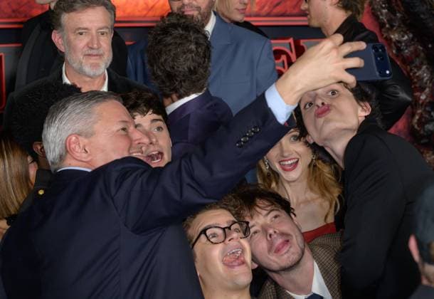 Stranger Things 5 Premiere - Los Angeles, USA LOS ANGELES, USA. November 06, 2025: Ted Sarandos & Stranger Things Cast Selfie at the premiere for Netflix s Stranger Things 5 at the TCL Chinese Theatre. Los Angeles CA USA  Copyright: xPaulxSmith Featureflashx