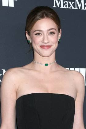 November 7, 2025, Beverly Hills, Ca, USA: LOS ANGELES - NOV 6: Lili Reinhart at the 2025 Women in Film Honors at the Beverly Hilton Hotel on November 6, 2025 in Beverly Hills, CA Beverly Hills USA - ZUMAb170 20251107_aap_b170_110 Copyright: xKayxBlakex