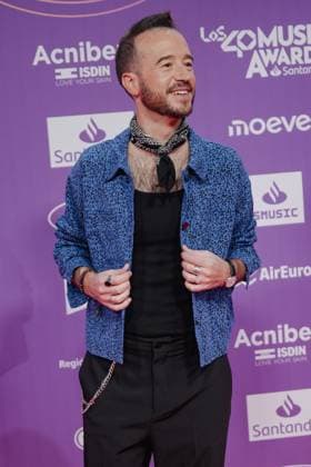 Photocall of Los40 Music Awards Santander 2025 in Valencia The announcer Jesús Taltavull during the photocall prior to the Los40 Music Awards Santander 2025, at the Roig Arena, on November 7, 2025, in Valencia, Comunidad Valenciana Spain This edition marks the 20th anniversary of the awards, considered one of the most important music events in Spain and internationally 07 NOVEMBER 2025 MUSIC FAMOUS SINGERS LOS 40 Valencia Comunidad Valenciana Valencia Comunidad Valenciana Valencia Comunidad Valenciana Espana  Copyright: xJorgexGilx 7083824