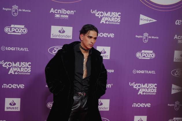 Photocall of Los40 Music Awards Santander 2025 in Valencia Singer Nano Mz during the photocall prior to the Los40 Music Awards Santander 2025, at the Roig Arena, on November 7, 2025, in Valencia, Comunidad Valenciana Spain This edition marks the 20th anniversary of the awards, considered one of the most important music events in Spain and internationally 07 NOVEMBER 2025 MUSIC FAMOUS SINGERS LOS 40 POSED PHOTOCALL Valencia Comunidad Valenciana Valencia Comunidad Valenciana Spain  Copyright: xJorgexGilx 7083890