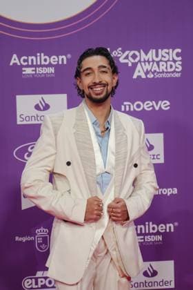 Photocall of Los40 Music Awards Santander 2025 in Valencia Singer Paul Thin during the photocall prior to the Los40 Music Awards Santander 2025, at the Roig Arena, on November 7, 2025, in Valencia, Comunidad Valenciana Spain This edition marks the 20th anniversary of the awards, considered one of the most important music events in Spain and internationally 07 NOVEMBER 2025 MUSIC FAMOUS SINGERS LOS 40 POSED PHOTOCALL Valencia Comunidad Valenciana Valencia Comunidad Valenciana Spain  Copyright: xJorgexGilx 7083993
