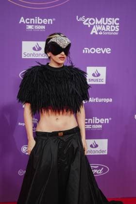 Photocall of Los40 Music Awards Santander 2025 in Valencia Singer Rosalía during the photocall prior to the Los40 Music Awards Santander 2025, at the Roig Arena, on November 7, 2025, in Valencia, Comunidad Valenciana Spain This edition marks the 20th anniversary of the awards, considered one of the most important music events in Spain and internationally 07 NOVEMBER 2025 MUSIC FAMOUS SINGERS LOS 40 POSED PHOTOCALL Valencia Comunidad Valenciana Valencia Comunidad Valenciana Espana  Copyright: xJorgexGilx 7084085