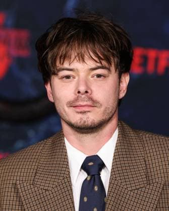 Los Angeles Premiere Of Netflix s Stranger Things Season 5 HOLLYWOOD, LOS ANGELES, CALIFORNIA, USA - NOVEMBER 06: Charlie Heaton arrives at the Los Angeles Premiere Of Netflix s Stranger Things Season 5 held at the TCL Chinese Theatre IMAX on November 6, 2025 in Hollywood, Los Angeles, California, United States., Credit:Xavier Collin Avalon United States, California, Hollywood, TCL Chinese Theatre IMAX Copyright: xXavierxCollinx xAvalonx 1050956680