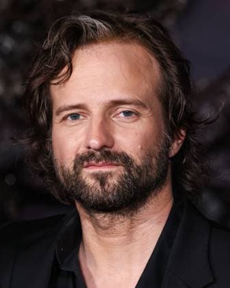 Los Angeles Premiere Of Netflix s Stranger Things Season 5 HOLLYWOOD, LOS ANGELES, CALIFORNIA, USA - NOVEMBER 06: Matt Duffer arrives at the Los Angeles Premiere Of Netflix s Stranger Things Season 5 held at the TCL Chinese Theatre IMAX on November 6, 2025 in Hollywood, Los Angeles, California, United States., Credit:Xavier Collin Avalon United States, California, Hollywood, TCL Chinese Theatre IMAX Copyright: xXavierxCollinx xAvalonx 1050959336