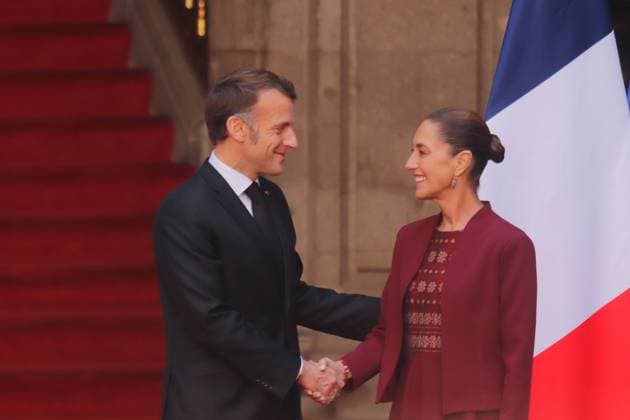 MexicoÃ¢â‚¬â ¢s President Claudia Sheinbaum Pardo and French President Emmanuel Macron during the welcome ceremony as part of Emmanuel Macron working visit to Mexico at the National Palace. on November 7, 2025 in Mexico City, Mexico. Mexico City Mexico - ZUMAe321 20251107_zia_e321_002 Copyright: xCarlosxSantiagox