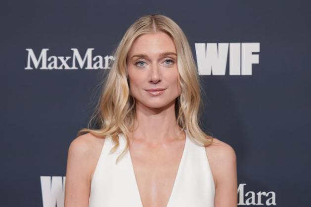 Women in Film - WIF Honors 2025 Elizabeth Debicki, wearing Max Mara, attends the 2025 WIF Honors Presented By Max Mara at the Beverly Hilton on November 06, 2025 in Los Angeles, California. Beverly Hills The Beverly Hilton CA USA Copyright: xCraSH imageSPACEx