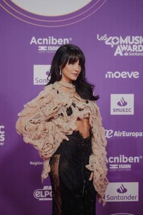Photocall of Los40 Music Awards Santander 2025 in Valencia Singer Aitana during the photocall prior to the Los40 Music Awards Santander 2025, at the Roig Arena, on November 7, 2025, in Valencia, Comunidad Valenciana Spain This edition marks the 20th anniversary of the awards, considered one of the most important music events in Spain and internationally 07 NOVEMBER 2025 MUSIC FAMOUS SINGERS LOS 40 POSED PHOTOCALL Valencia Comunidad Valenciana Valencia Comunidad Valenciana Spain  Copyright: xJorgexGilx 7084292