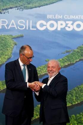BELÃ M, PA - 07.11.2025: COP 30 _ CuPULA DO CLIMA - Second day of the Climate Summit in BelÃ m, Para. The event precedes COP30, scheduled to begin next Monday. President Luiz Inacio Lula da Silva and German Premier Friedrich Merz after a bilateral meeting. x2837396x  OswaldoxForte