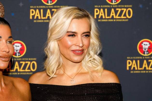 Gala Premiere 2025 of the Palazzo Dinner Show at the Spiegelpalast in Berlin Berlin, 7 11 2025 Sarah Kern at the Gala Premiere 2025 of the Palazzo Dinner Show at the Spiegelpalast in Berlin Berlin Copyright: xMatthiasxGränzdörferx