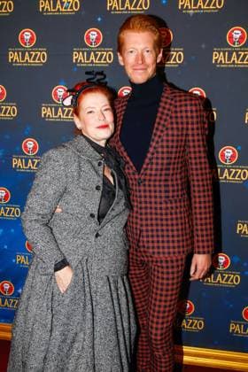 Gala Premiere 2025 of the Palazzo Dinner Show at the Spiegelpalast in Berlin Berlin, 7 11 2025 Enie van de Meiklokjes and husband Tobias Staerbo at the Gala Premiere 2025 of the Palazzo Dinner Show at the Spiegelpalast in Berlin Berlin Copyright: xMatthiasxGränzdörferx