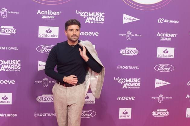 Photocall of Los40 Music Awards Santander 2025 in Valencia Singer Pablo Alborán during the photocall prior to the Los40 Music Awards Santander 2025, at the Roig Arena, on November 7, 2025, in Valencia, Comunidad Valenciana Spain This edition marks the 20th anniversary of the awards, considered one of the most important music events in Spain and internationally 07 NOVEMBER 2025 MUSIC FAMOUS SINGERS LOS 40 POSED PHOTOCALL Valencia Comunidad Valenciana Valencia Comunidad Valenciana Spain  Copyright: xJorgexGilx 7085013