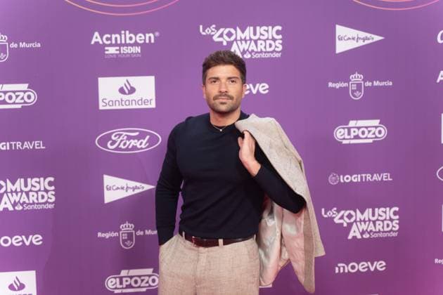Photocall of Los40 Music Awards Santander 2025 in Valencia Singer Pablo Alborán during the photocall prior to the Los40 Music Awards Santander 2025, at the Roig Arena, on November 7, 2025, in Valencia, Comunidad Valenciana Spain This edition marks the 20th anniversary of the awards, considered one of the most important music events in Spain and internationally 07 NOVEMBER 2025 MUSIC FAMOUS SINGERS LOS 40 POSED PHOTOCALL Valencia Comunidad Valenciana Valencia Comunidad Valenciana Spain  Copyright: xJorgexGilx 7085014