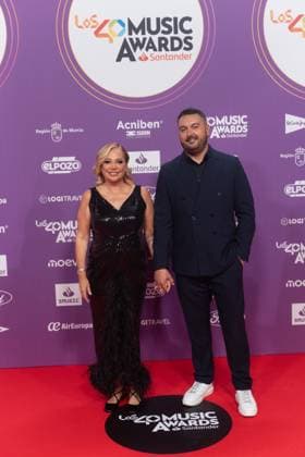 Photocall of Los40 Music Awards Santander 2025 in Valencia Belén Esteban and Miguel Marcos during the photocall prior to the Los40 Music Awards Santander 2025, at the Roig Arena, on November 7, 2025, in Valencia, Comunidad Valenciana Spain This edition marks the 20th anniversary of the awards, considered one of the most important music events in Spain and internationally 07 NOVEMBER 2025 MUSIC FAMOUS SINGERS LOS 40 POSED PHOTOCALL Valencia Comunidad Valenciana Valencia Comunidad Valenciana Spain  Copyright: xJorgexGilx 7085042