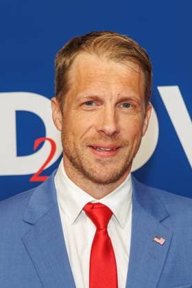 Reception BILD NFL TOUCHDOWN BERLIN Oliver Pocher at the BILD TOUCHDOWN BERLIN National Football League reception, on the occasion of the first regular season game of the NFL teams Indianapolis Colts vs Atlanta Falcons on 07 11 2025 at the Axel Springer Hochhaus in Berlin Copyright: xEventpressxKochanx