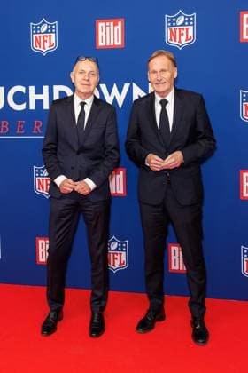 Reception BILD NFL TOUCHDOWN BERLIN Bernd Neuendorf and Hans Joachim Watzke at the BILD TOUCHDOWN BERLIN National Football League reception, on the occasion of the first regular season game of the NFL teams Indianapolis Colts vs Atlanta Falcons on 07 11 2025 at the Axel Springer Hochhaus in Berlin Copyright: xEventpressxKochanx