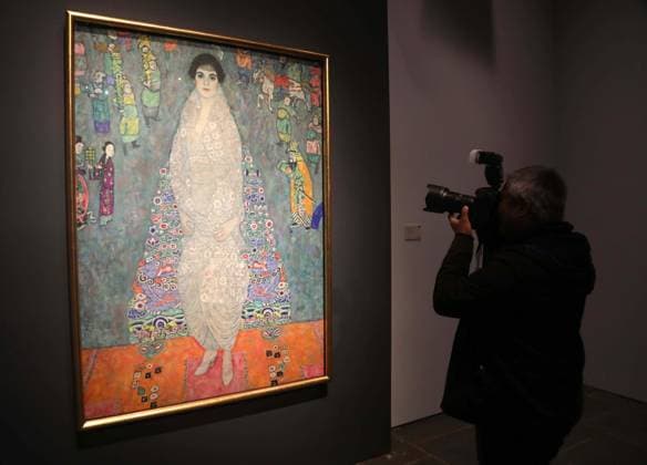November 7, 2025, New York, New York, USA: A photographer takes a photo of Bildnis Elisabeth Lederer (Portrait of Elisabeth Lederer) by artist Gustav Klimt, part of the Leonard A. Lauder collection, estimate $150 million, seen on display during November Marquee Week 2025 during SothebyÃ¢â‚¬â ¢s Opening of the New Global Headquarters at the Breuer. New York USA - ZUMAk03_ 20251107_zaf_k03_006 Copyright: xNancyxKaszermanx