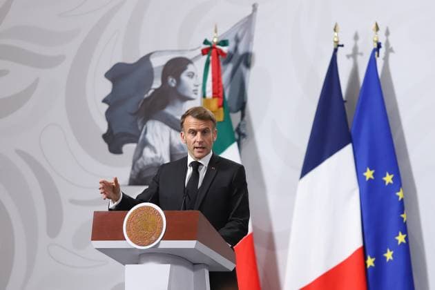 (251107) -- MEXICO CITY, Nov. 7, 2025 -- French President Emmanuel Macron speaks during a joint press conference with Mexican President Claudia Sheinbaum at the National Palace in Mexico City, Mexico on Nov. 7, 2025. (Photo by Xinhua) MEXICO-MEXICO CITY-SHEINBAUM-MACRON-MEETING DanielxAugusto 