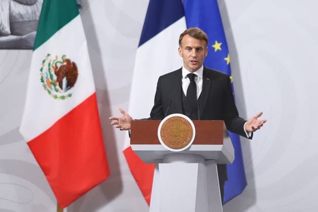 (251107) -- MEXICO CITY, Nov. 7, 2025 -- French President Emmanuel Macron speaks during a joint press conference with Mexican President Claudia Sheinbaum at the National Palace in Mexico City, Mexico on Nov. 7, 2025. (Photo by Xinhua) MEXICO-MEXICO CITY-SHEINBAUM-MACRON-MEETING DanielxAugusto 