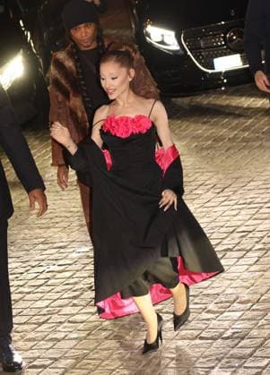 Premiere of the film Wicked in Paris Ariana Grande Premiere of the film movie Wicked in Paris 450475 2025 11 07 unknown  Copyright: xJasminexAissaouix xStarfacex STAR_450475_012