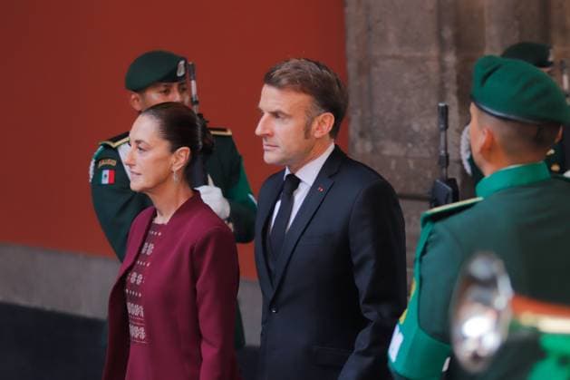 French President Emmanuel Macron working visit to Mexico Mexico™s President Claudia Sheinbaum Pardo and French President Emmanuel Macron attend the welcome ceremony as part of Emmanuel Macron working visit to Mexico at the National Palace. on November 7, 2025 in Mexico City, Mexico. Mexico City CDMX Mexico Copyright: xCarlosxSantiagox