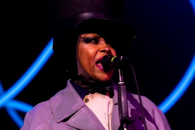Erykah Badu In Concert Erykah Badu performs live in concert at Alcatraz in Milano, Italy, on November 7, 2025. Milano Milano Italy  Copyright: xMairoxCinquettix originalFilename: cinquetti-erykahba251108_npvyp.jpg