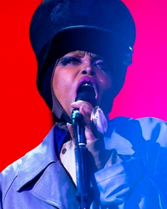 Erykah Badu In Concert Erykah Badu performs live in concert at Alcatraz in Milano, Italy, on November 7, 2025. Milano Milano Italy  Copyright: xMairoxCinquettix originalFilename: cinquetti-erykahba251108_nprD7.jpg