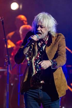 The Boomtown Rats perform at Manchester Bridgewater Hall Bob Geldof of The Boomtown Rats performs at Manchester Bridgewater Hall as part of their 50th Anniversary tour, 7th November 2025, Credit:Mike Gray Avalon  Copyright: xMikexGrayx xAvalonx 1051030952