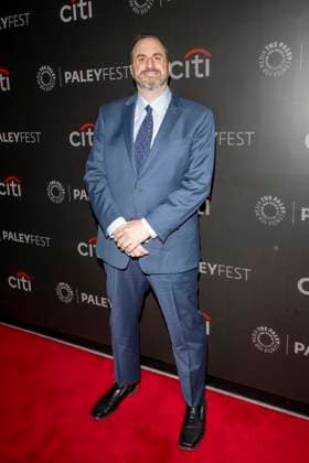 PaleyFest NY 2025: Apple TV s Pluribus , New York, New York, USA - 07 Nov 2025 Alan Sepinwall attends Apple TV s Pluribus during PaleyFest NY 2025 at The Paley Museum in New York City. New York United States Copyright: xRonxAdarx xSOPAxImagesx _radar_paley_20251107_00156
