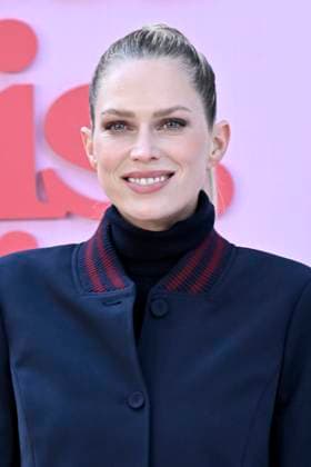 Erin Foster at the FYC event for the Netflix series Nobody Wants This at the Netflix Tudum Theater Los Angeles, 07 11 2025 Foto:xD.xStarbuckx xFuturexImagex nobody_5124