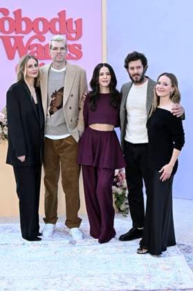 Justine Lupe, Timothy Simons, Jackie Tohn, Adam Brody and Kristen Bell at the FYC event for the Netflix series Nobody Wants This at the Netflix Tudum Theater Los Angeles, 07 11 2025 Foto:xD.xStarbuckx xFuturexImagex nobody_5134