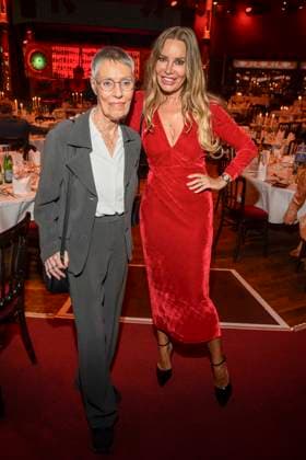 abb Palazzo Ulla Konnertz mother and Xenia Seeberg daughter as guests at the gala premiere of Kolja Kleeberg and Hans Peter Wodarz 17 Dinner Show Unikate at PALAZZO Spiegelpalast on 07 11 2025 in Berlin Berlin Germany