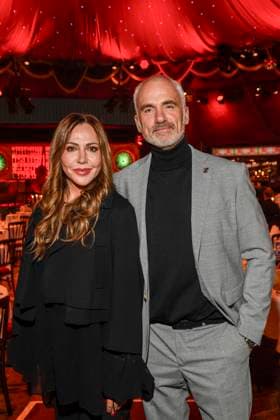 abb Palazzo Simone Thomalla and Rene M as guests at the gala premiere of Kolja Kleeberg and Hans Peter Wodarz 17 Dinner Show Unikate at PALAZZO Spiegelpalast on 07 11 2025 in Berlin Berlin Germany