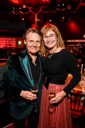 abb Palazzo Wolfgang Bahro and Barbara Bahro as guests at the gala premiere of Kolja Kleeberg and Hans Peter Wodarz 17 Dinner Show Unikate at PALAZZO Spiegelpalast on 07 11 2025 in Berlin Berlin Germany