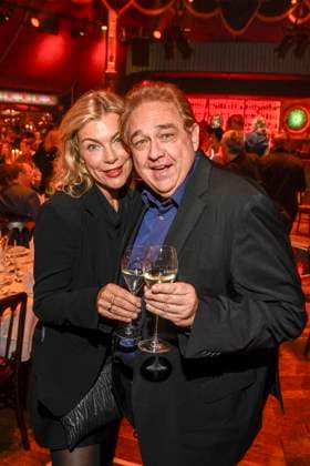 abb Palazzo Connie Kalkofe and Oliver Kalkofe as guests at the gala premiere of Kolja Kleeberg and Hans Peter Wodarz 17 Dinner Show Unikate at PALAZZO Spiegelpalast on 07 11 2025 in Berlin Berlin Germany