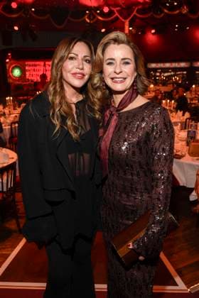 abb Palazzo Simone Thomalla and Bettina Cramer as guests at the gala premiere of Kolja Kleeberg and Hans Peter Wodarz 17 Dinner Show Unikate at PALAZZO Spiegelpalast on 07 11 2025 in Berlin Berlin Germany