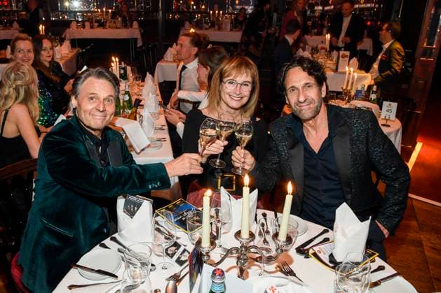 abb Palazzo Wolfgang Bahro, Barbara Bahro and Falk Willy Wild as guests at the gala premiere of Kolja Kleeberg and Hans Peter Wodarz 17 Dinner Show Unikate at PALAZZO Spiegelpalast on 07 11 2025 in Berlin Berlin Germany
