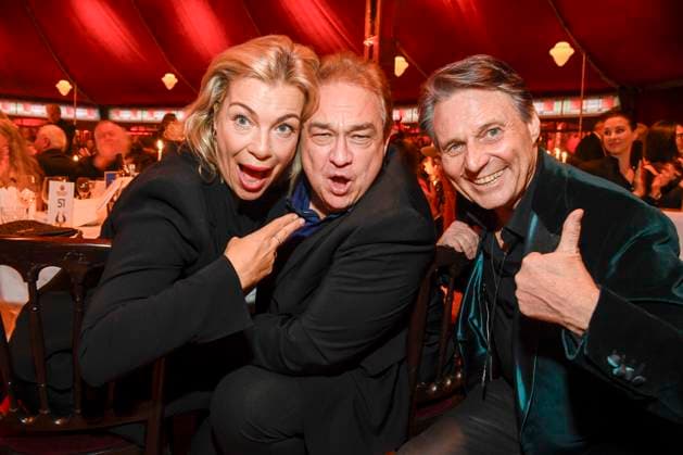 abb Palazzo Connie Kalkofe, Oliver Kalkofe and Wolfgang Bahro as guests at the gala premiere of Kolja Kleeberg and Hans Peter Wodarz 17 Dinner Show Unikate at PALAZZO Spiegelpalast on 07 11 2025 in Berlin Berlin Germany