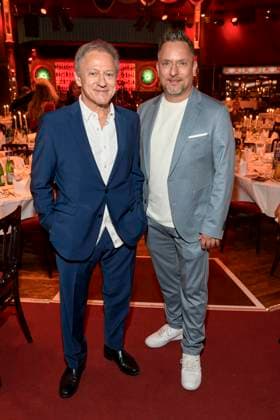 abb Palazzo Axel Pape and Lars Pape as guests at the gala premiere of Kolja Kleeberg and Hans Peter Wodarz 17 Dinner Show Unikate at PALAZZO Spiegelpalast on 07 11 2025 in Berlin Berlin Germany