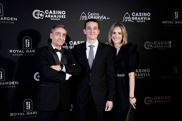 Antenas de Oro Awards 2025 The president of the Federation of Spanish Radio and Television Associations, Juan Ignacio Ocana i and journalist Julián Garvín c , during the photocall prior to the presentation of the Antenas de Oro Awards, at the Casino de Aranjuez, on November 8, 2025, in Aranjuez, Madrid Spain The Federation of Spanish Radio and Television Associations has held the 52nd edition of the Golden Antenna Awards, which recognize the work of the most relevant figures of the year in television, radio and media 08 NOVEMBER 2025 GOLDEN ANTENAS AWARDS CASINO RADIO TELE MEDIA A Pé Aranjuez Madrid Aranjuez Madrid Madrid Espana  Copyright: xA.xPÃ rezxMecax 7087116