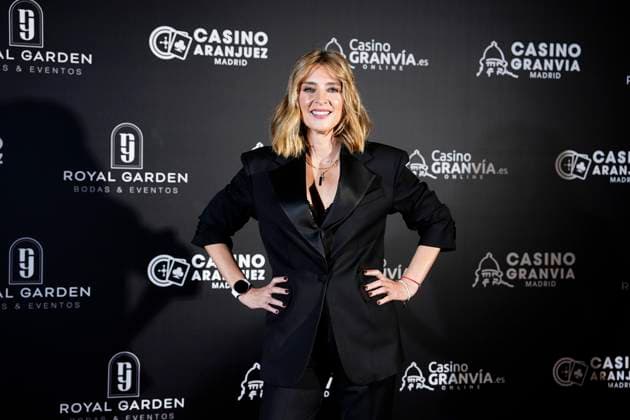Antenas de Oro Awards 2025 The journalist Sandra Barneda during the photocall prior to the presentation of the Antenas de Oro Awards, at the Casino de Aranjuez, on November 8, 2025, in Aranjuez, Madrid Spain The Federation of Associations of Radio and Television of Spain has celebrated the 52nd edition of the Antena de Oro Awards, which recognize the most relevant figures of the year in television, radio and media, which recognize the work of the most relevant figures of the year in television, radio and media 08 NOVEMBER 2025 GOLDEN ANTENAS AWARDS CASINO RADIO TELE MEDIA A Pé Aranjuez Madrid Aranjuez Madrid Madrid Espana  Copyright: xA.xPÃ rezxMecax 7087174