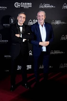 Antenas de Oro Awards 2025 The president of the Federation of Spanish Radio and Television Associations, Juan Ignacio Ocana i and journalist Josep Pedrerol d , during the photocall prior to the presentation of the Antenas de Oro Awards, at the Casino de Aranjuez, on November 8, 2025, in Aranjuez, Madrid Spain The Federation of Spanish Radio and Television Associations has held the 52nd edition of the Golden Antenna Awards, which recognize the work of the most relevant figures of the year in television, radio and media 08 NOVEMBER 2025 GOLDEN ANTENAS AWARDS CASINO RADIO TELE MEDIA A Pé Aranjuez Madrid Aranjuez Madrid Madrid Espana  Copyright: xA.xPÃ rezxMecax 7087219
