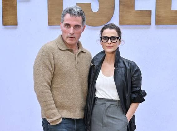 ˜The Diplomat™ FYC Event Rufus Sewell and Keri Russell arriving to ˜The Diplomat™ FYC event held at the Netflix Tudum Theater on November 8, 2025 in Hollywood, Ca. Hollywood Netflix Tudum Theater California USA Copyright: xLISAxOConnor xAFF-USA.COMx