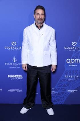 Paris Global Gift Gala - Paris Richard Orlinski attends the Paris Global Gift Gala in Paris, France on Novmber 08, 2025. Photo by Jerome Domine ABACAPRESS.COM France  Copyright: xDominexJerome ABACAx