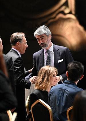 Gala of the Golden Antenna Awards 2025 Matías Prats and Luis Enríquez, Susanna Grisos partner, during the gala of the Golden Antenna Awards 2025, at the Casino de Aranjuez, on November 8, 2025, in Aranjuez, Madrid Spain The Federation of Spanish Radio and Television Associations has celebrated the 52nd edition of the Golden Antenna Awards, which recognize the work of the most relevant figures of the year in television, radio and mass media.  Copyright: xFranciscoxGuerrax 7087880