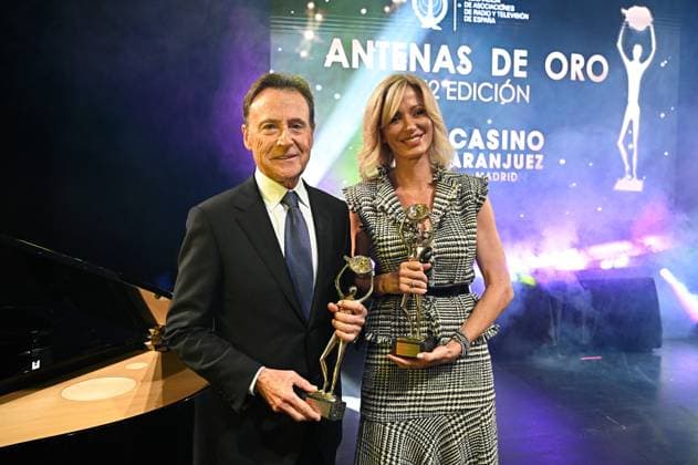 Gala of the Antenas de Oro Awards 2025 Matías Prats and Susanna Griso during the gala of the Antena de Oro Awards 2025, at the Casino de Aranjuez, on November 8, 2025, in Aranjuez, Madrid Spain The Federation of Spanish Radio and Television Associations has celebrated the 52nd edition of the Antena de Oro Awards, which recognize the most relevant figures of the year in television, radio and media, which recognize the work of the most relevant figures of the year in television, radio and media GOLDEN ANTENAS AWARDS MATIAS PRATS TELEVISION RADIO Aranjuez Madrid Aranjuez Madrid Spain  Copyright: xFranciscoxGuerrax 7087899