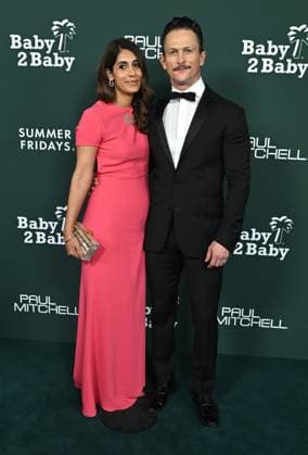 2025 Baby2Baby Gala Jonathan Tucker and Tara Ahamed Tucker arriving to the 2025 Baby2Baby Gala presented by Paul Mitchell at the Pacific Design Center on November 8, 2025 in West Hollywood, Ca. West Hollywood Pacific Design Center California USA Copyright: xLisaxOConnor xAFF-USA.COMx