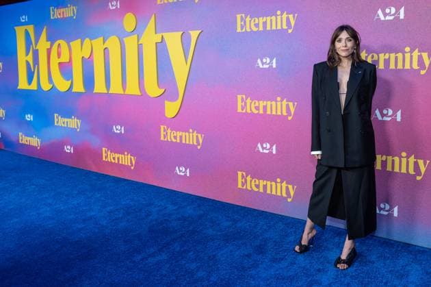 November 8, 2025, Bronx, New York, USA: Elizabeth Olsen wearing dress by Givenchy attends Eternity premiere at Regal Union Square in New York, NY on November 8, 2025. Bronx USA - ZUMAr339 20251108_znp_r339_025 Copyright: xLevxRadinx