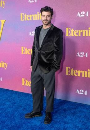November 8, 2025, Bronx, New York, USA: Francois Arnaud attends Eternity premiere at Regal Union Square in New York, NY on November 8, 2025. Bronx USA - ZUMAr339 20251108_znp_r339_047 Copyright: xLevxRadinx